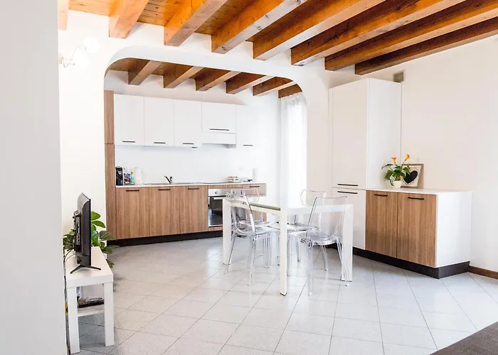 INTERO APPARTAMENTO nel cuore di VICENZA
